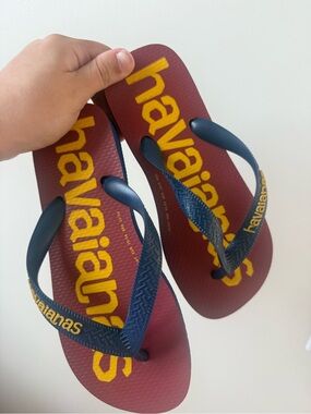 Havaianas Kids Maroon Footbed with Navy Straps and Yellow Logo Flip Flops